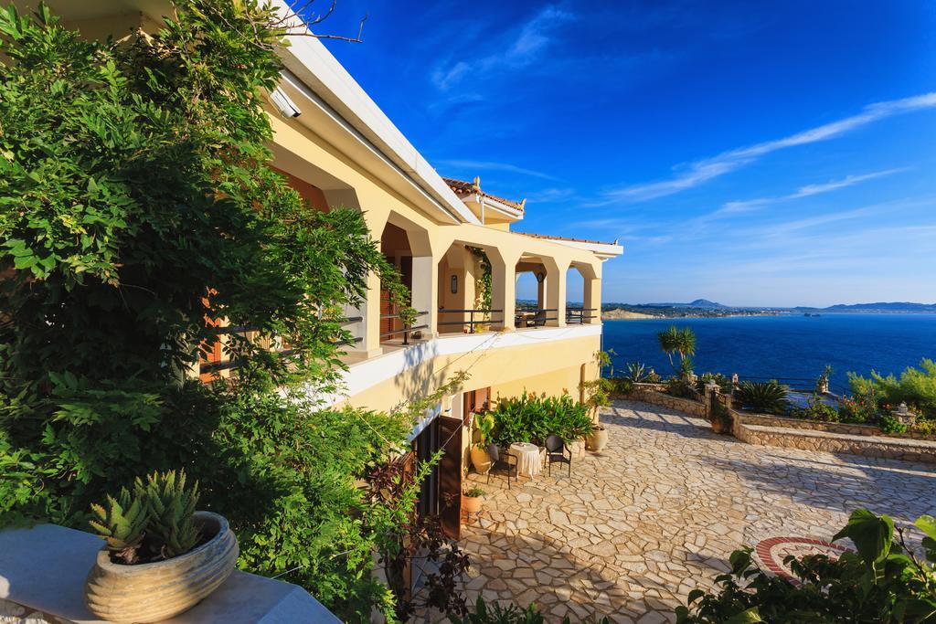 Villa Akros And Suites Keri Eksteriør billede