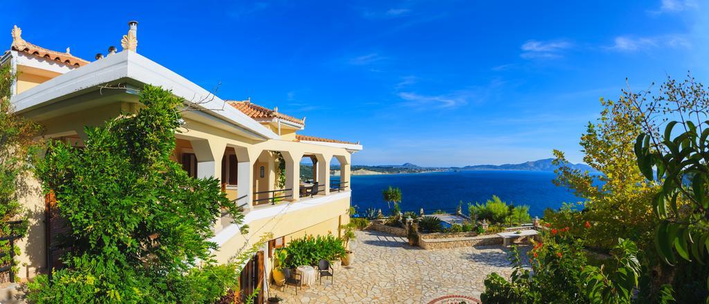 Villa Akros And Suites Keri Eksteriør billede